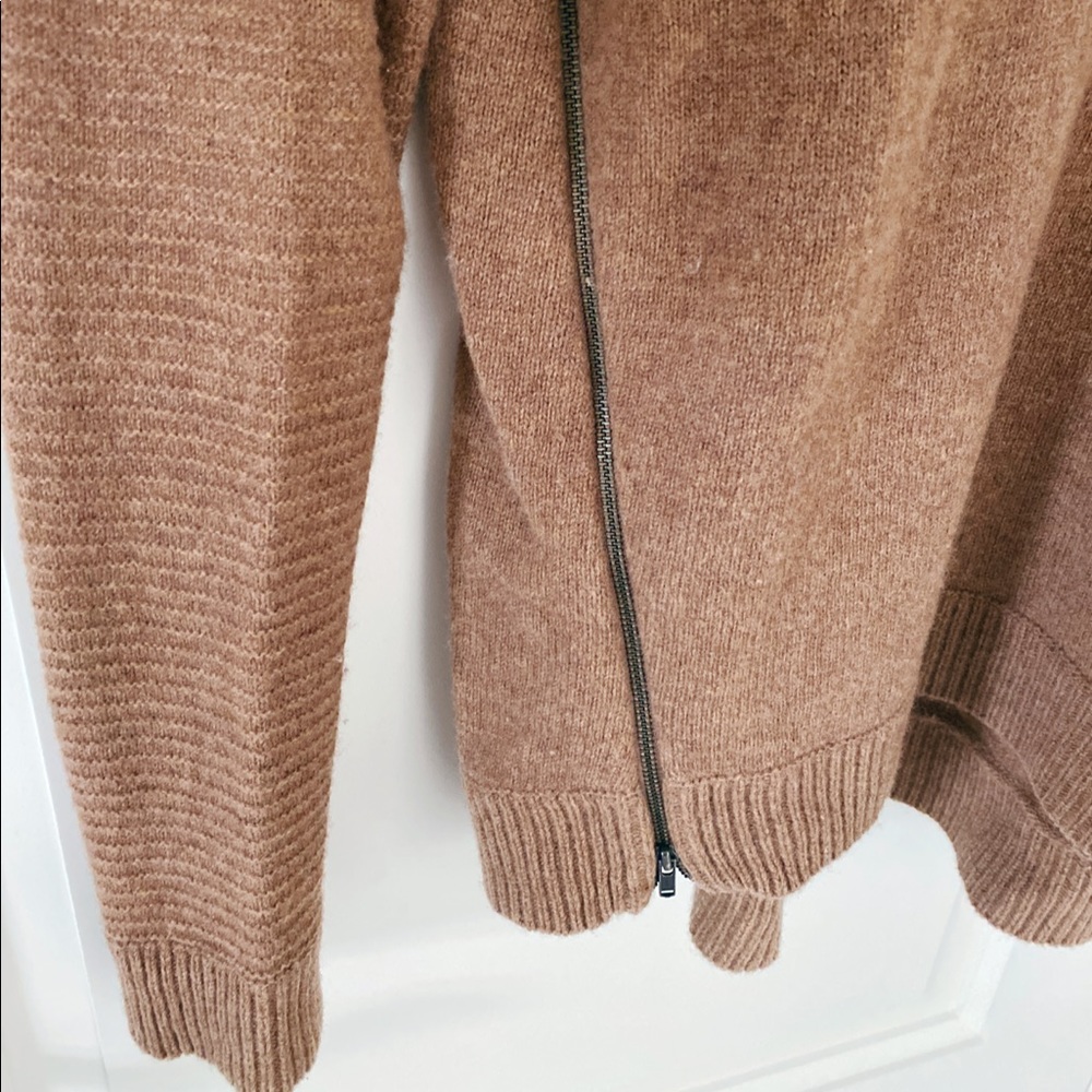 J. Crew. Wool Sweater - Picture 3 of 3